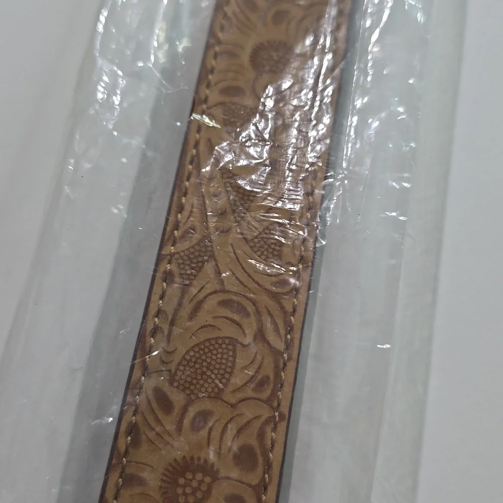 NWT Catchfly Studios Leather Girls Belt With Unicorn Buckle Size XL